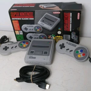 Super Nintendo Classic Mini Console *MINT